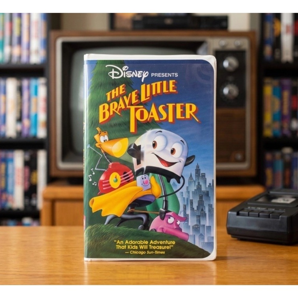 The Brave Little Toaster VHS Disney Classic Animated Family Movie Clamshell 1991